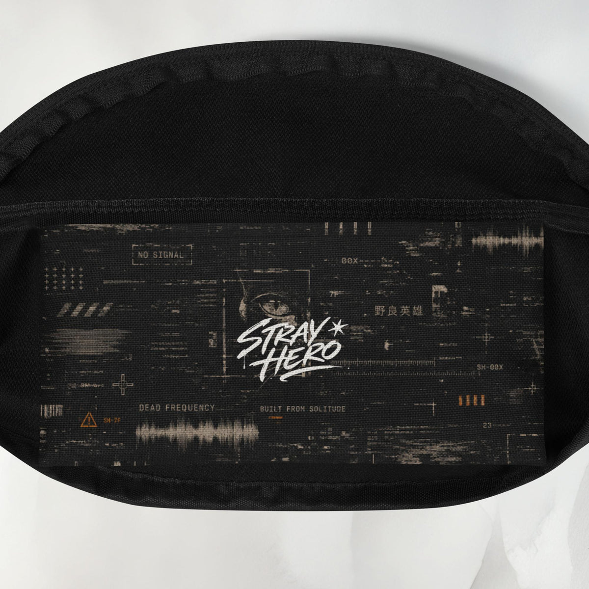 Departure Board Hip Bag, geöffnetes Hauptfach